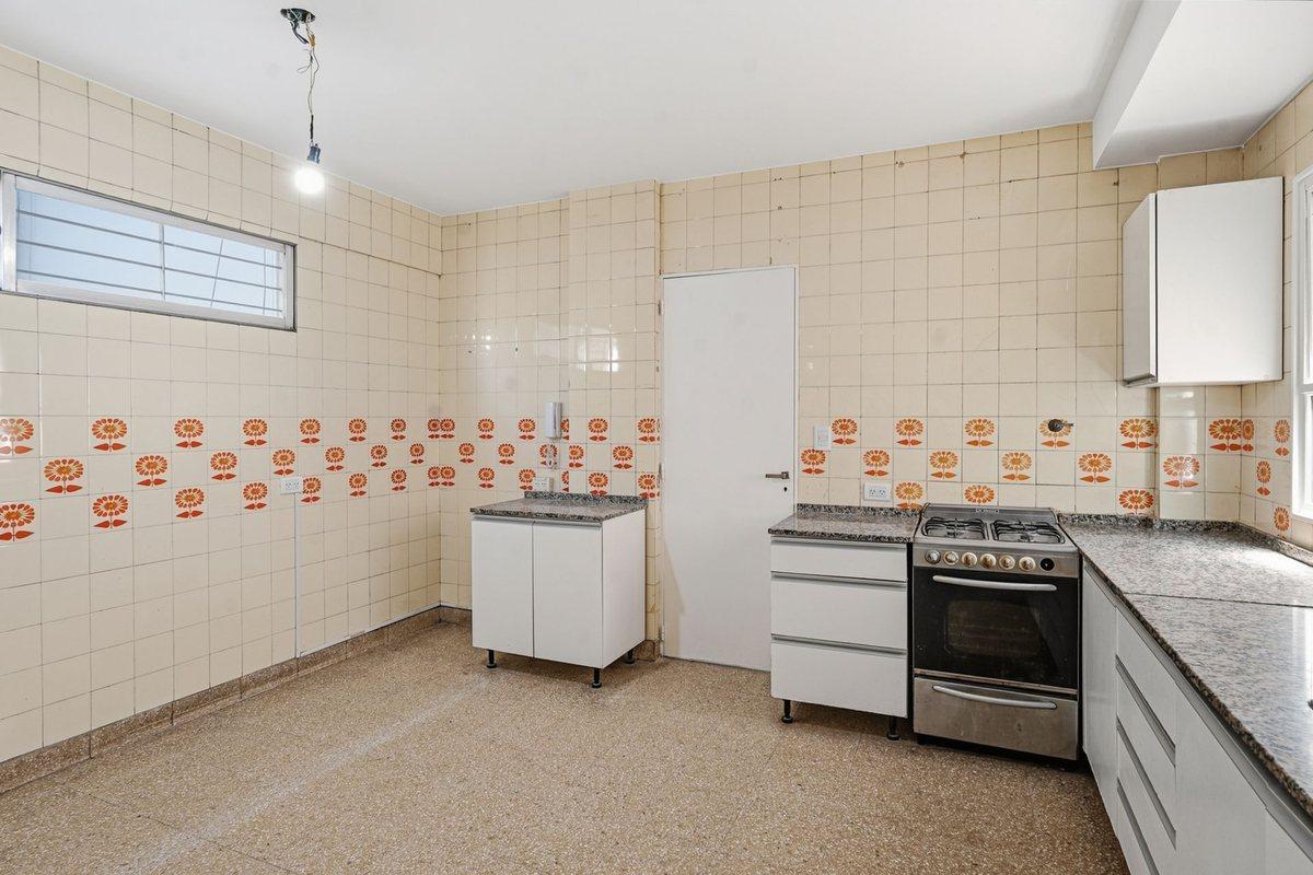 Foto de DEPARTAMENTO 4 AMBIENTES VENTA FLORES FINANCIACION, imagen 5