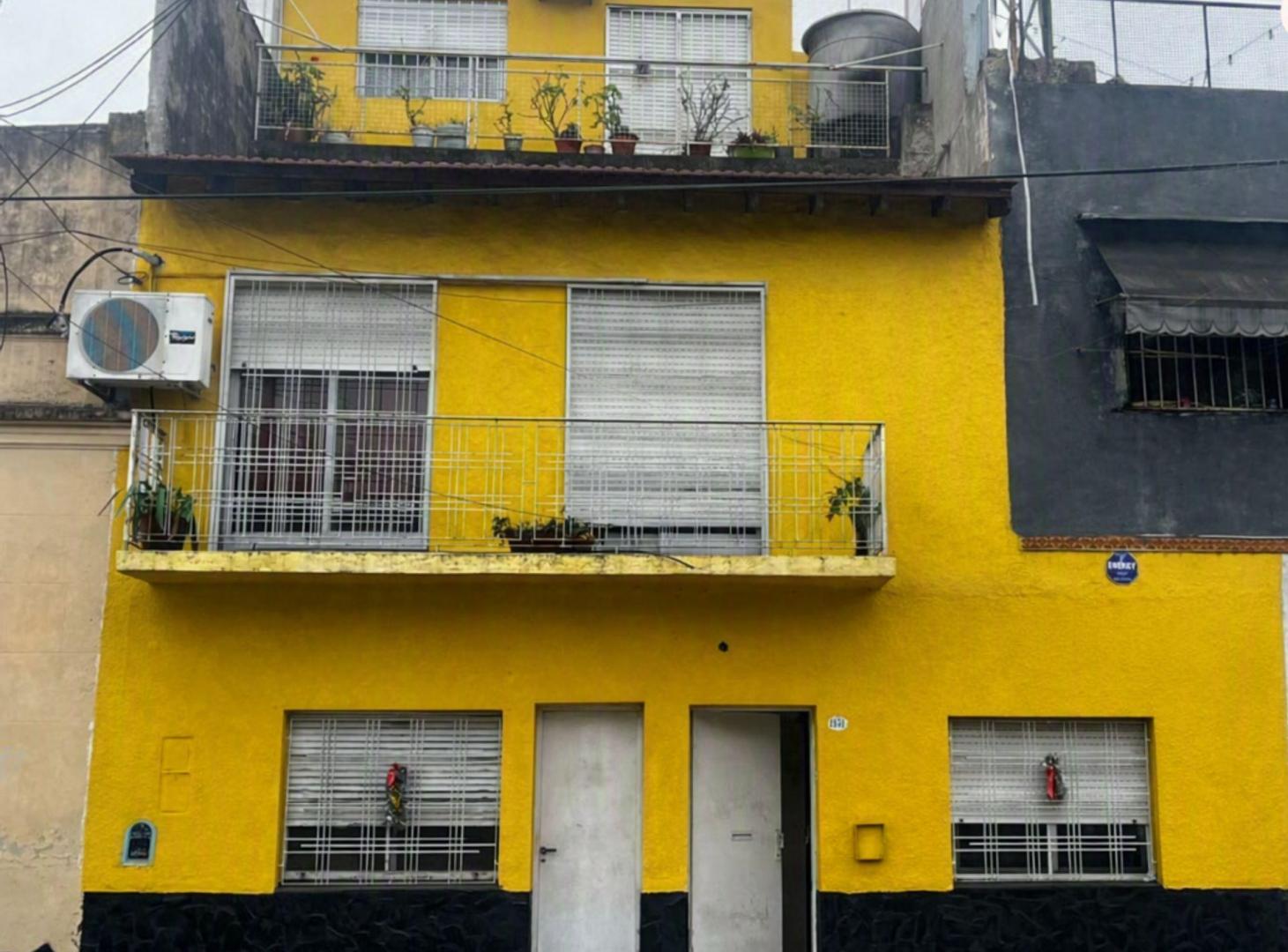 Foto de VENTA PH MULTIFAMILIAR 5 AMBIENTES-JOSE INGENIEROS, imagen 1