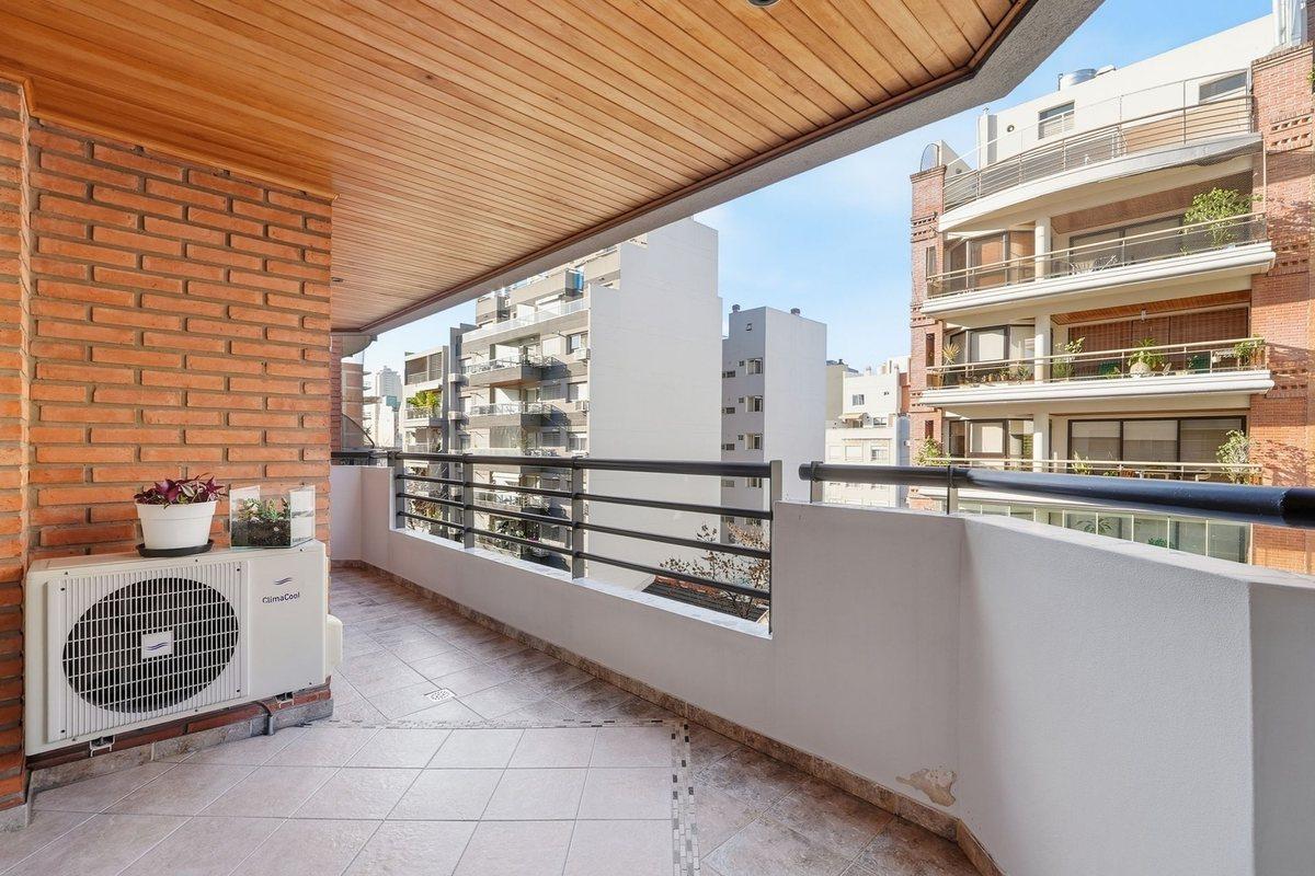 Foto de DEPARTAMENTO 4 AMBIENTES VENTA CABALLITO COCHERA, imagen 3
