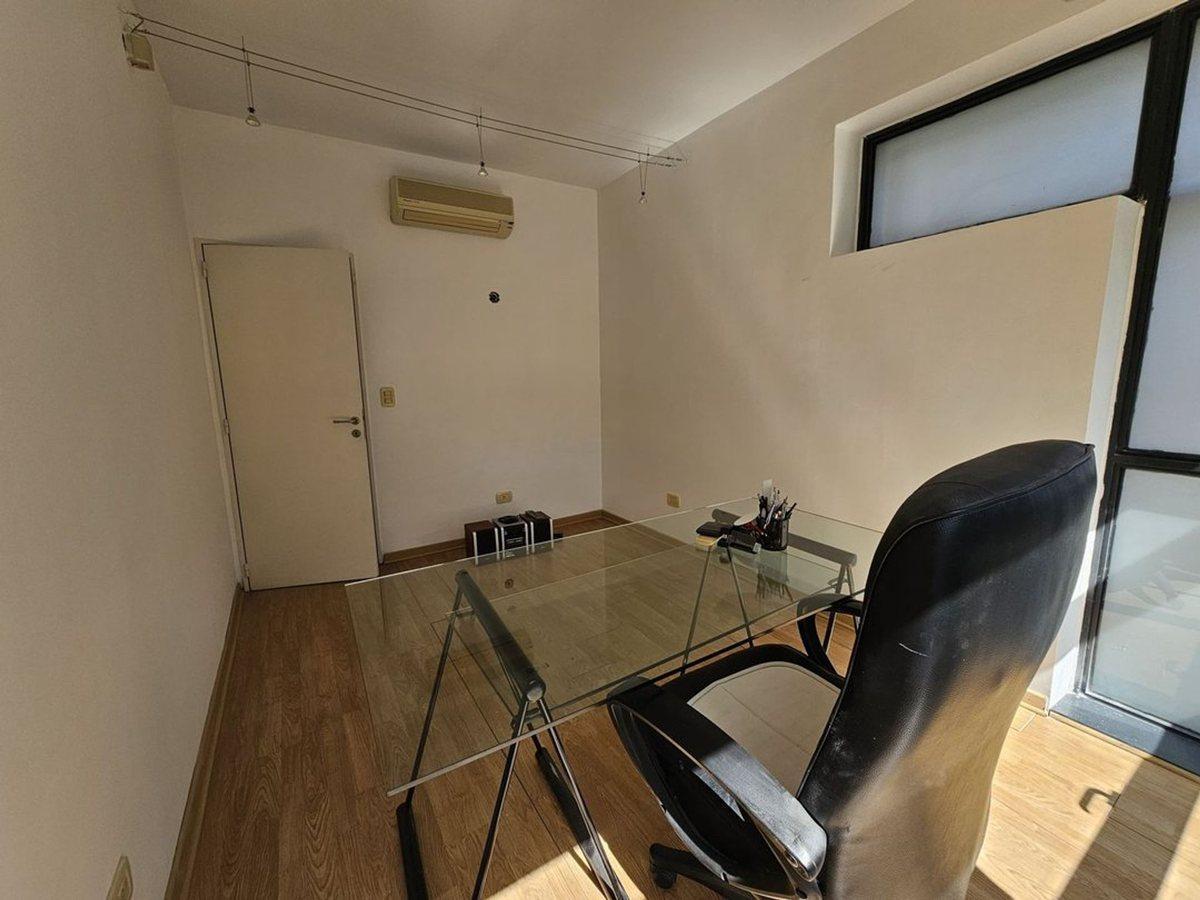 Foto de AMPLIA OFICINA 3 AMBIENTES EN VENTA EN PALERMO, imagen 2