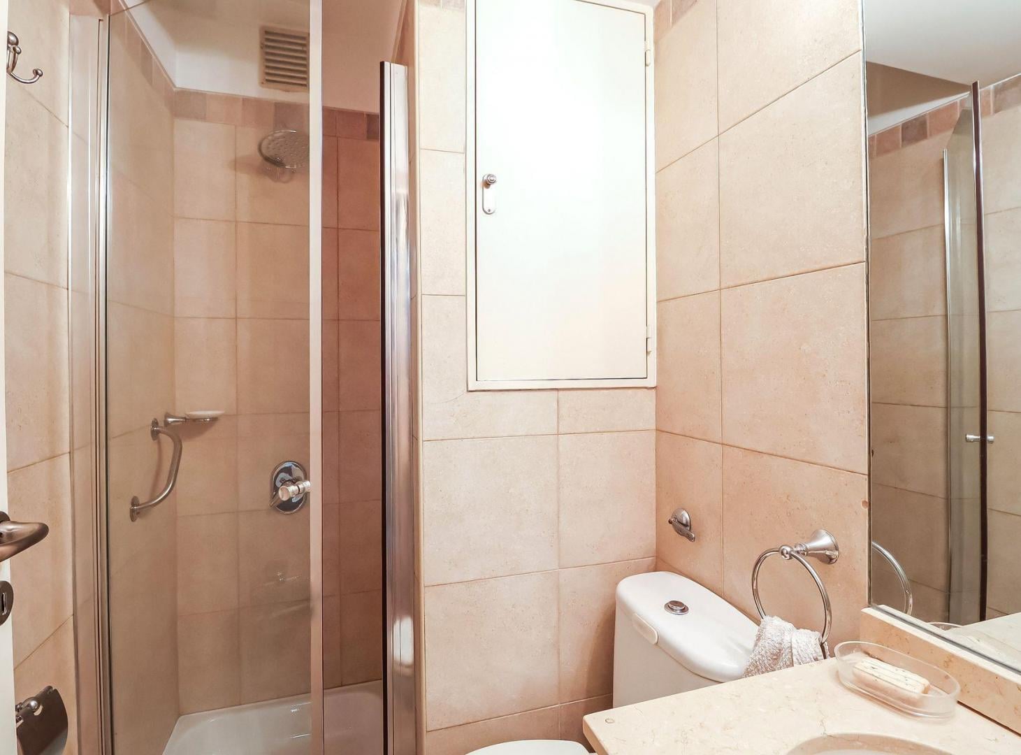Foto de departamento venta colegiales 3 ambientes cochera, imagen 1