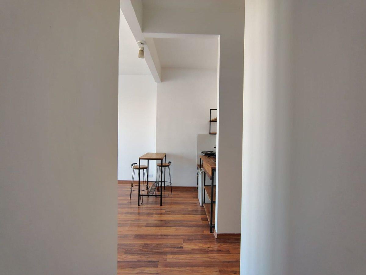 Foto de Departamento VENTA 2 ambientes Monserrat DUPLEX, imagen 1