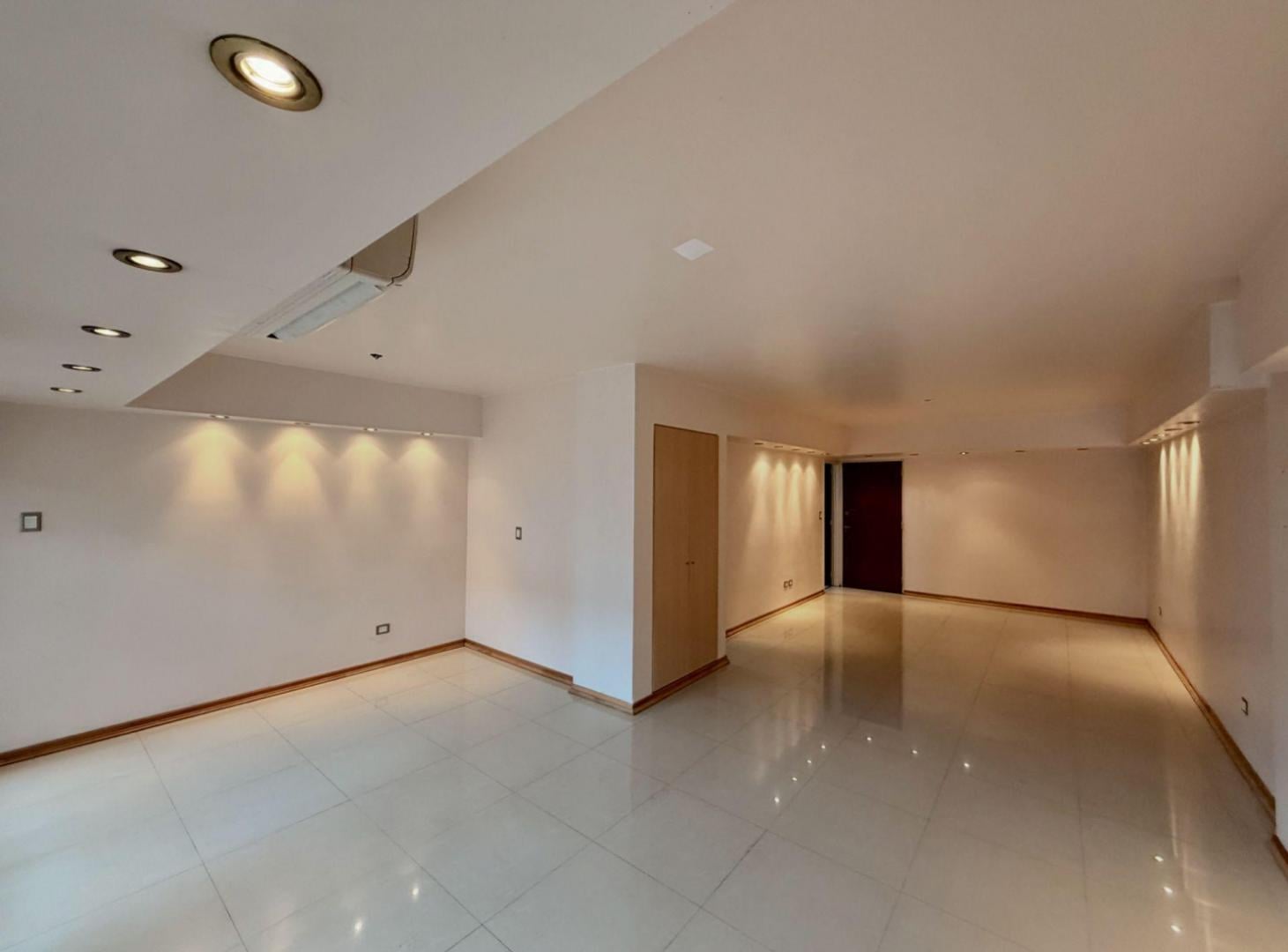 Foto de DEPARTAMENTO VENTA FLORES 4 AMBIENTES COCHERA DEP, imagen 4