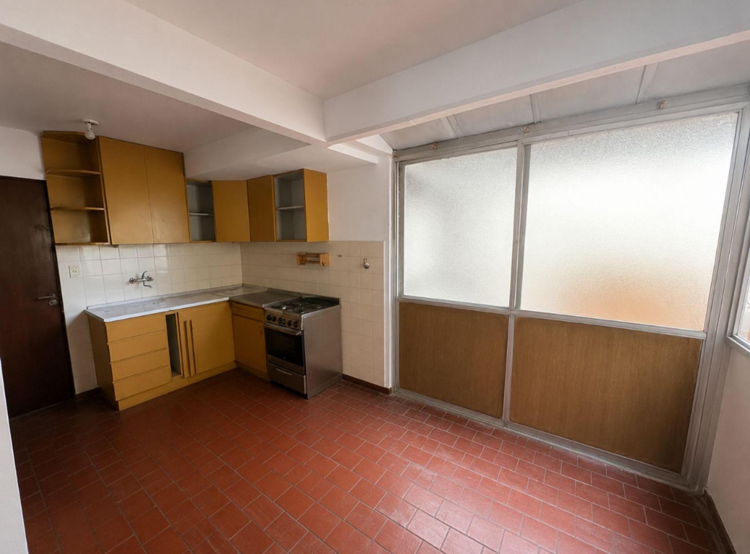 Foto de DEPARTAMENTO 5 AMBIENTES VENTA BELGRANO COCHERA, imagen 1