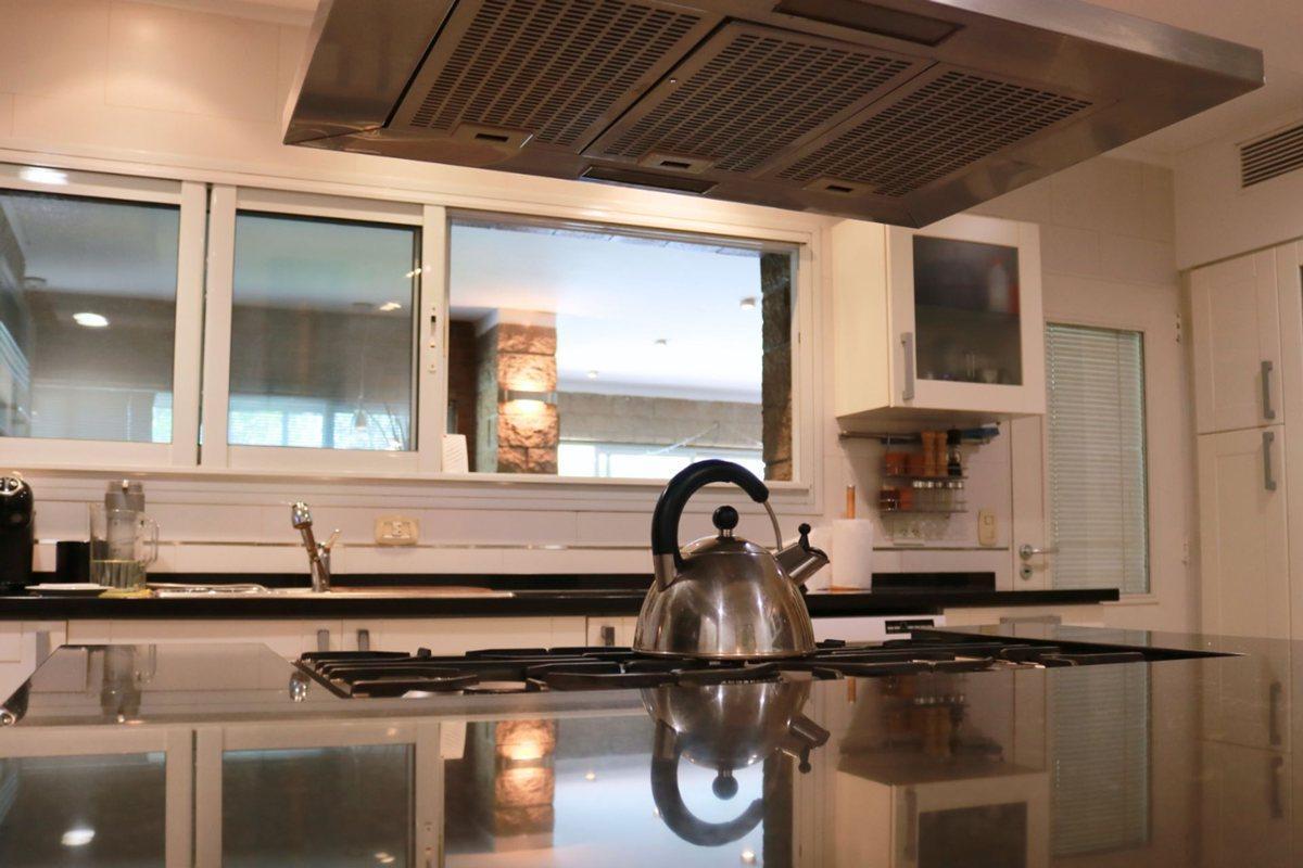Foto de CASA 10 AMBIENTES VENTA LA MARTONA CAÑUELAS, imagen 2