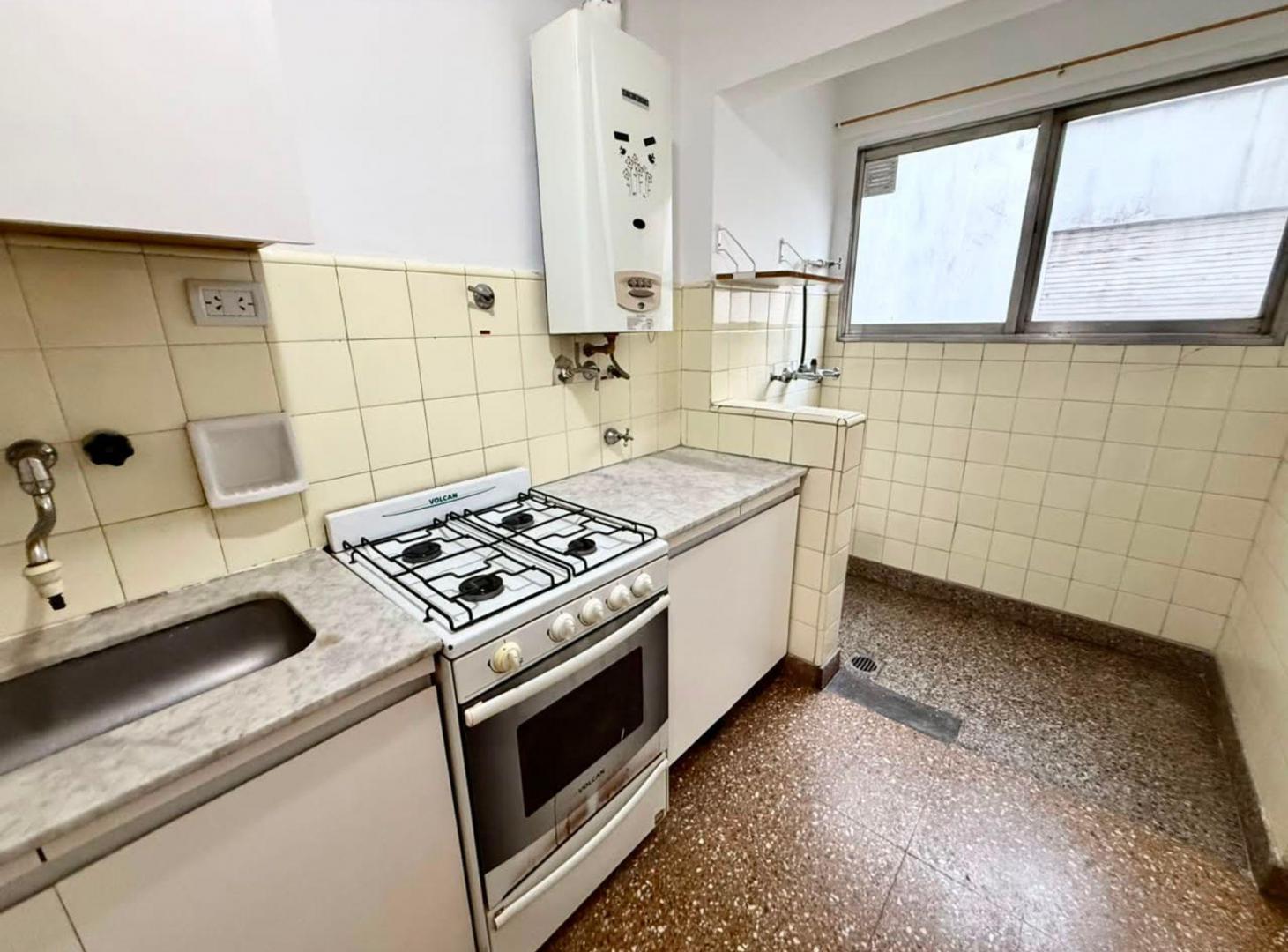 Foto de VENTA DEPARTAMENTO 2 AMBIENTES CON BALCÓN BELGRANO, imagen 5