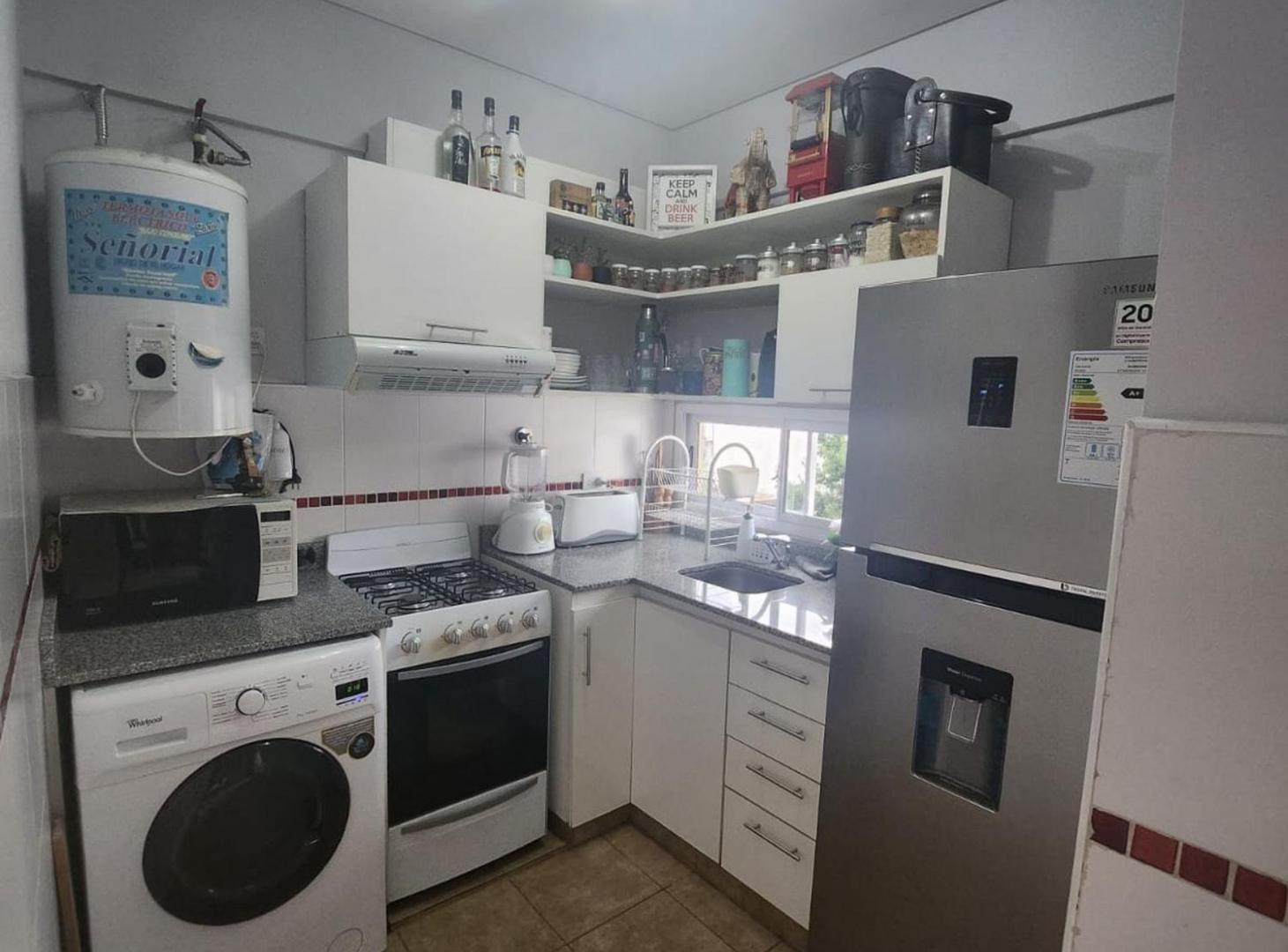 Foto de VENTA DEPARTAMENTO 2 AMBIENTES LA TABLADA, imagen 1