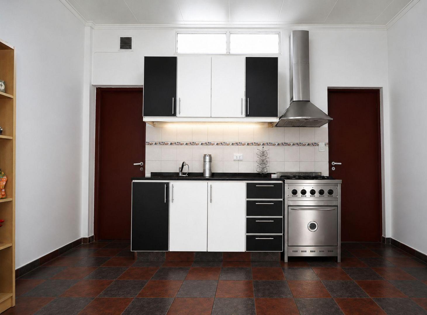 Foto de VENTA PH 3 AMBIENTES PATIO COCHERA VILLA MAIPÚ, imagen 3