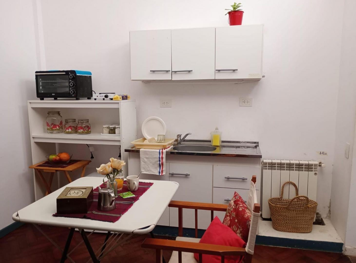 Foto de PH Alquiler Monoambiente OLIVOS-consultorio, imagen 3