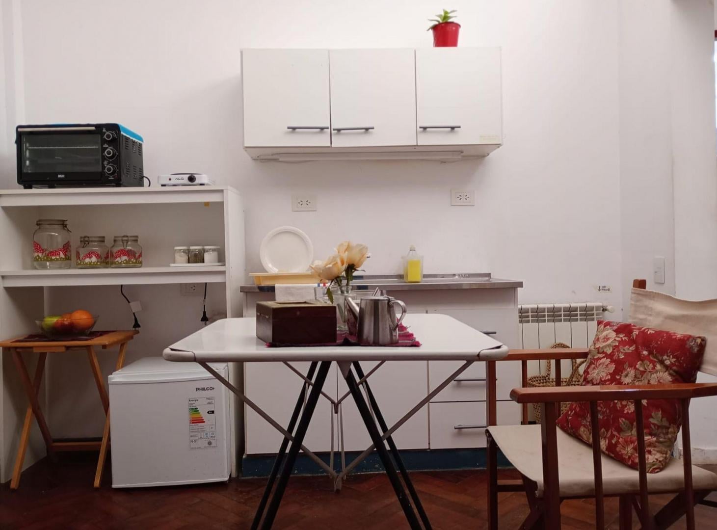 Foto de PH Alquiler Monoambiente OLIVOS-consultorio, imagen 1