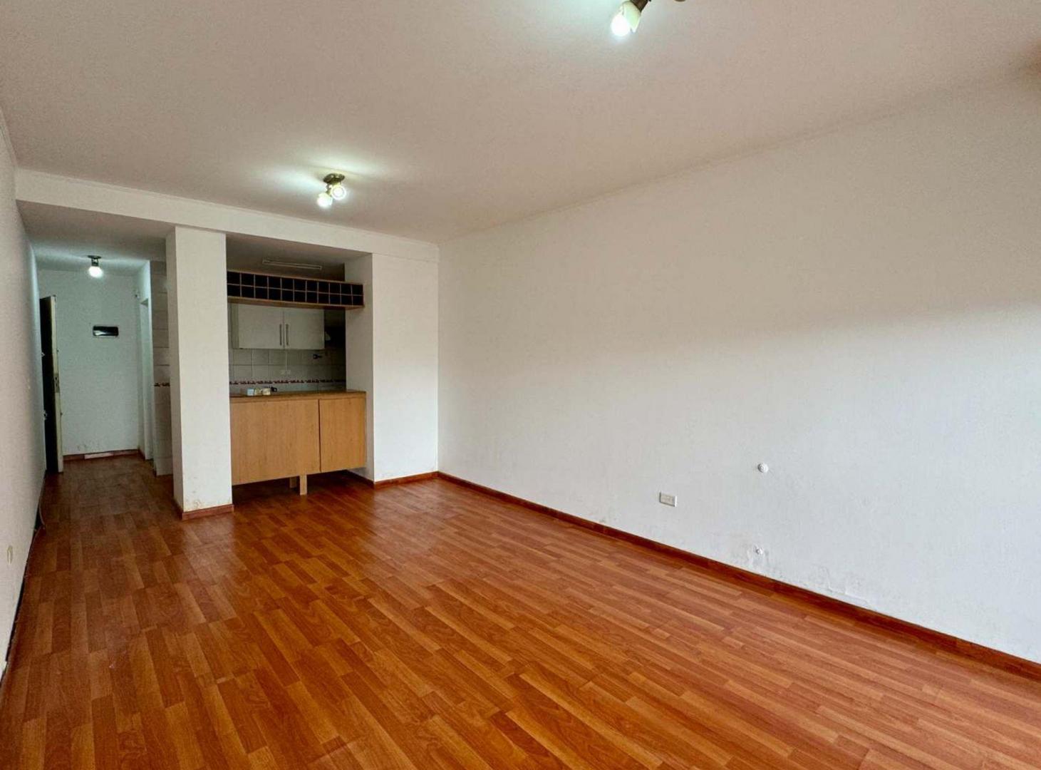 Foto de VENTA DEPARTAMENTO MONOAMBIENTE FLORES COCHERA, imagen 3