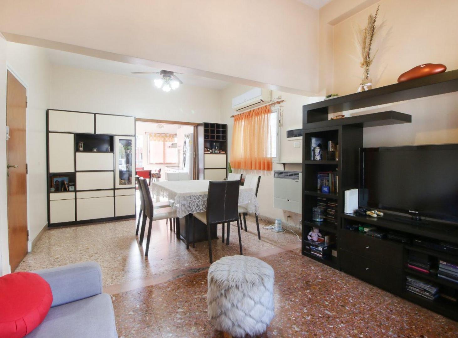 Foto de CASA 4 AMBIENTES VENTA RAMOS MEJIA PERMUTA, imagen 3