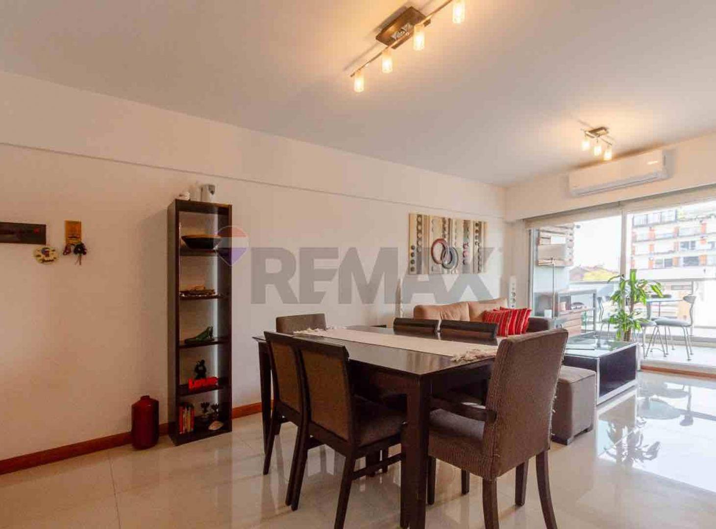 Foto de VENTA DEPARTAMENTO 3 AMBIENTES 2 COCHERAS / DEVOTO, imagen 2
