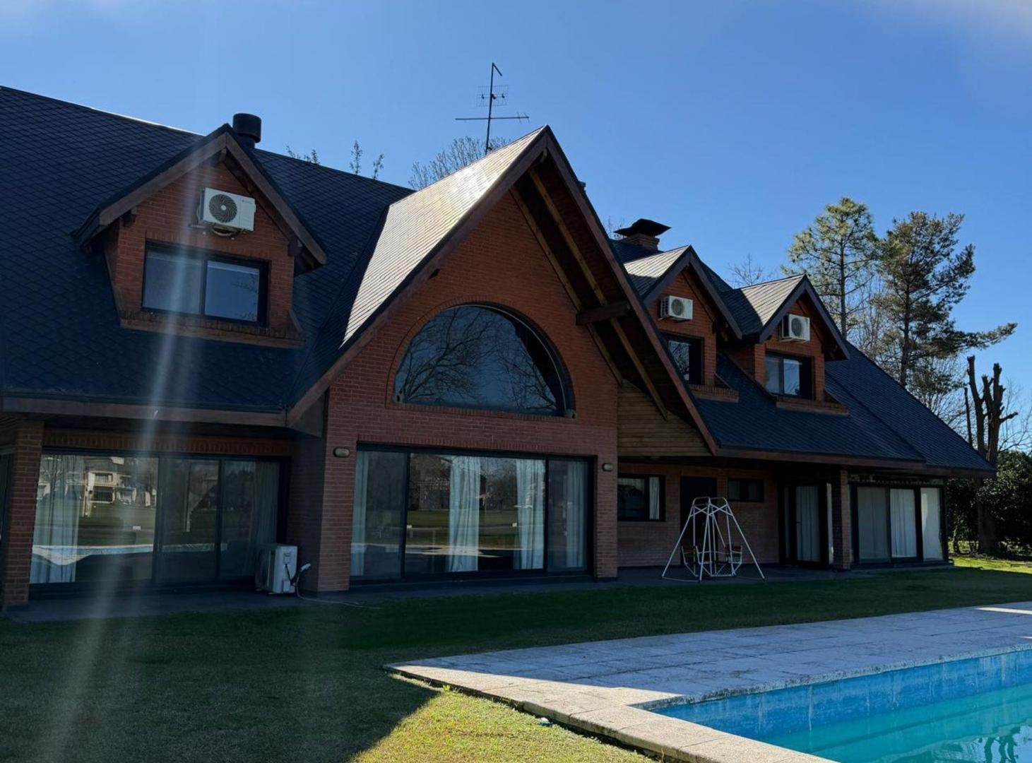 Foto de VENTA CASA SAN DIEGO 7 AMBIENTES PILETA Y PARRILLA, imagen 5