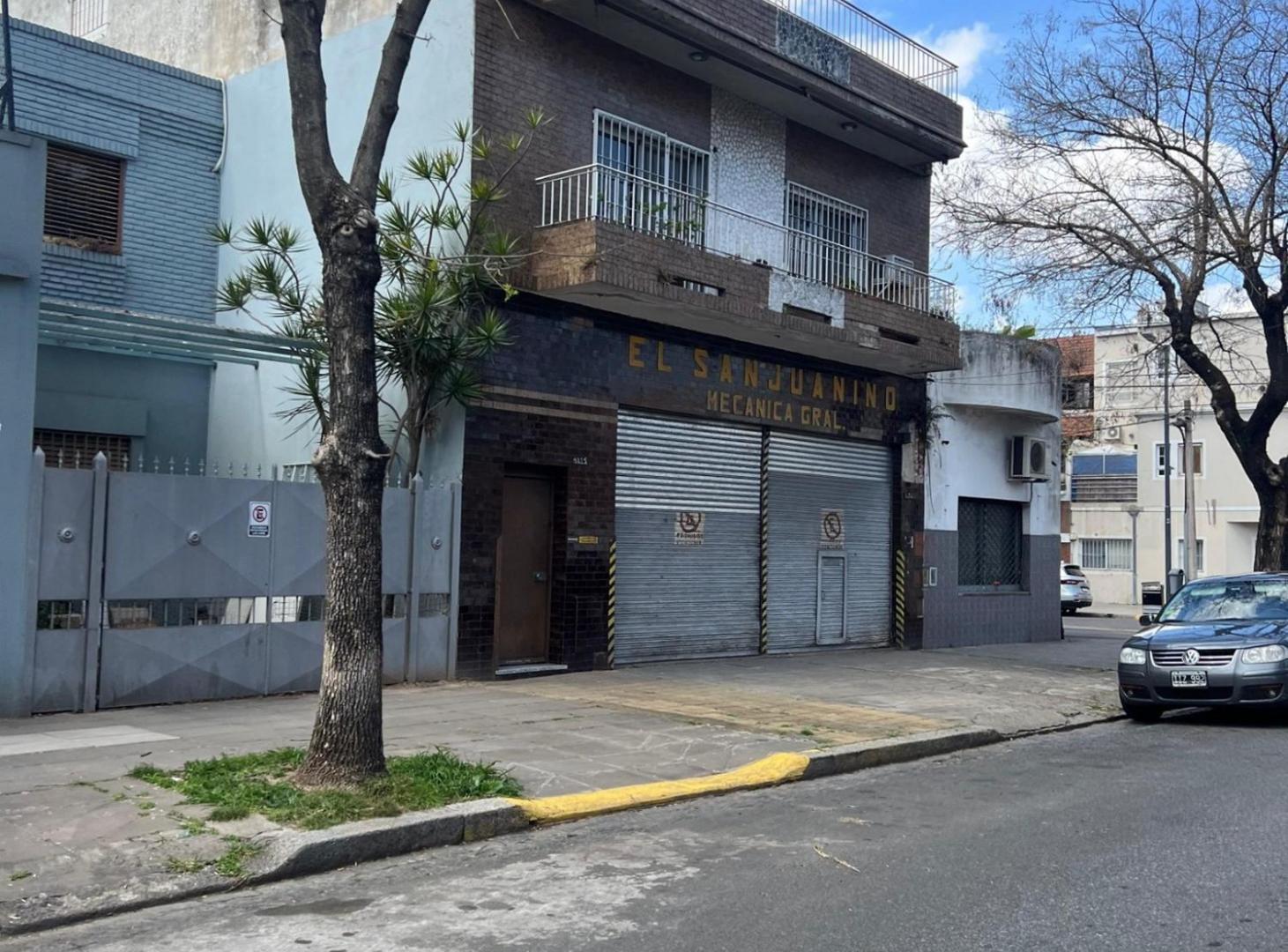 Foto de CASA 4 AMBIENTES VENTA SAAVEDRA ESPACIO COMERCIAL, imagen 3