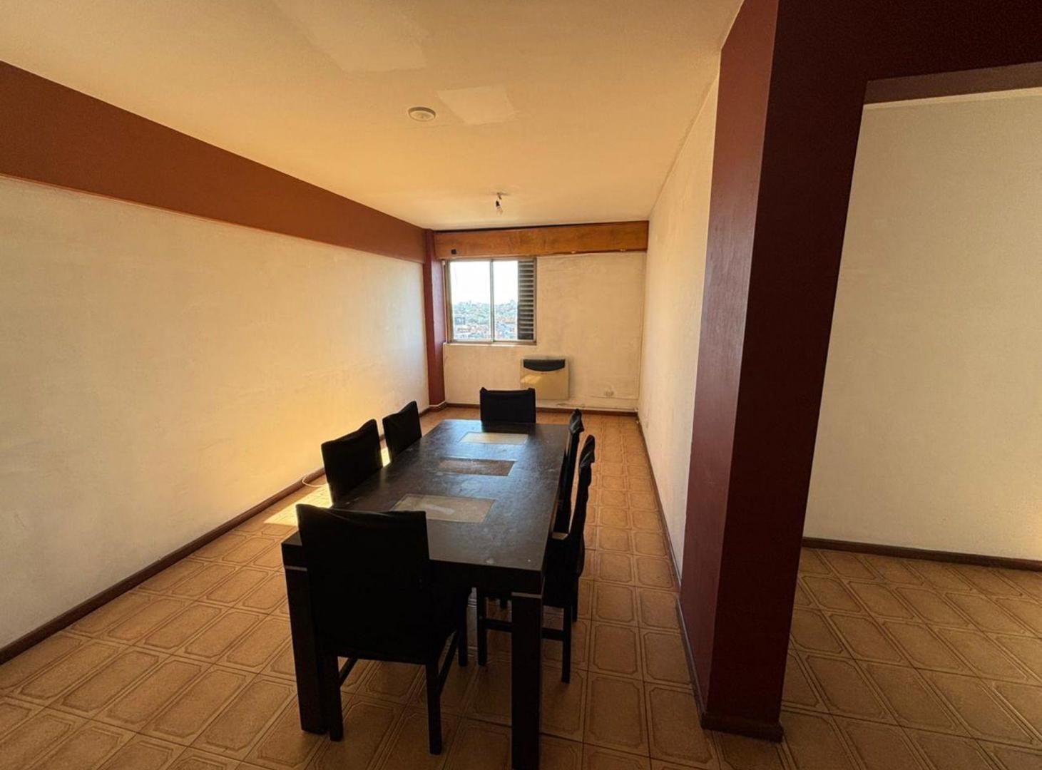 Foto de VENTA DEPARTAMENTO 4 AMBIENTES C/ COCHERA PATERNAL, imagen 4