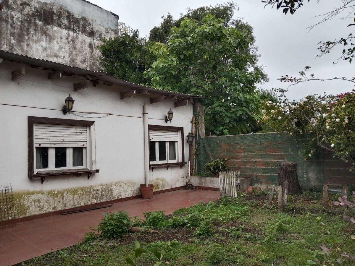 Foto de VENTA LOTE CON 3 VIVIENDAS SARANDÍ. TERRAZA JARDIN, imagen 5
