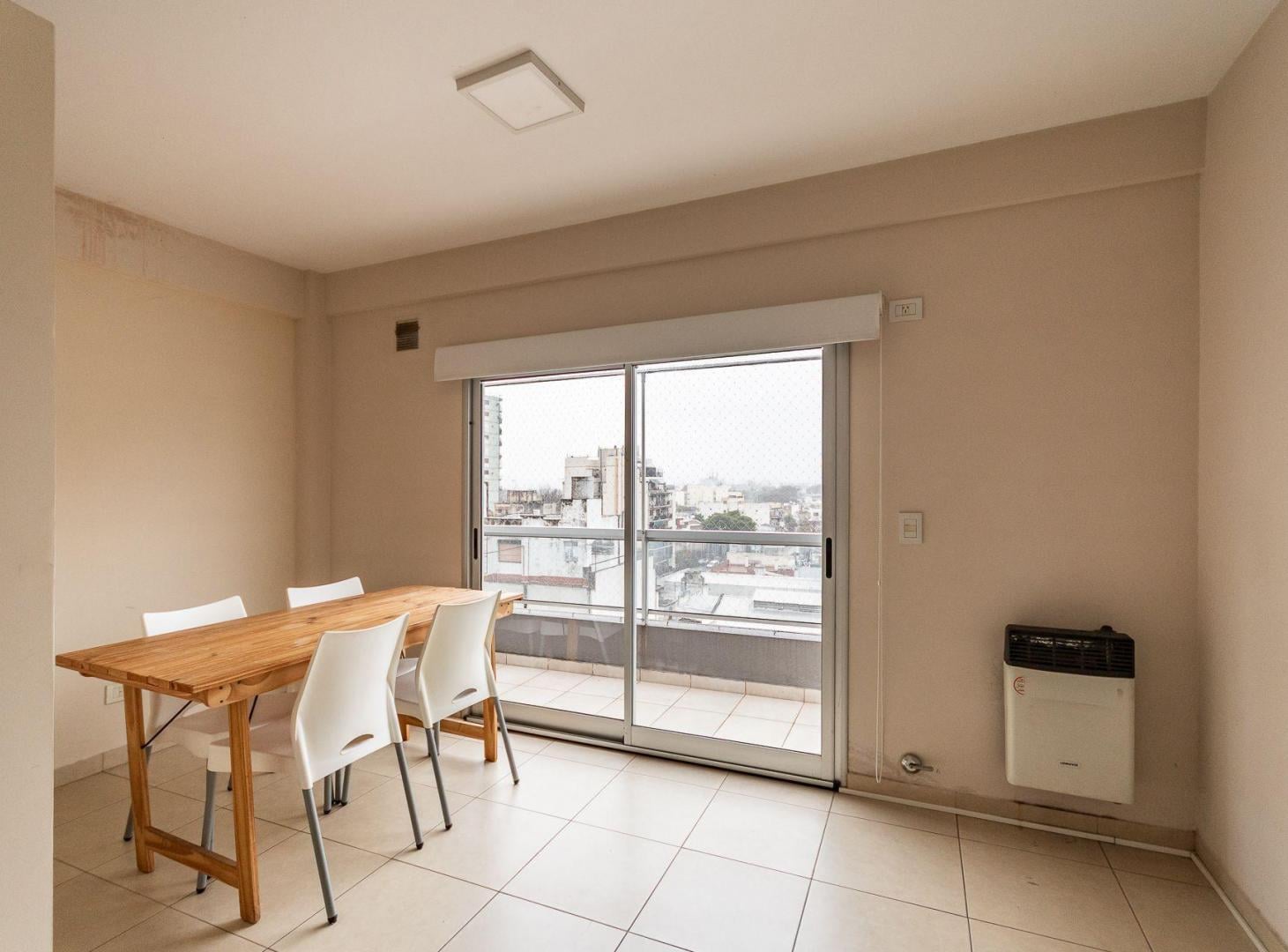 Foto de DEPARTAMENTO 3 AMBIENTES VENTA MONTE CASTRO BALCON, imagen 4