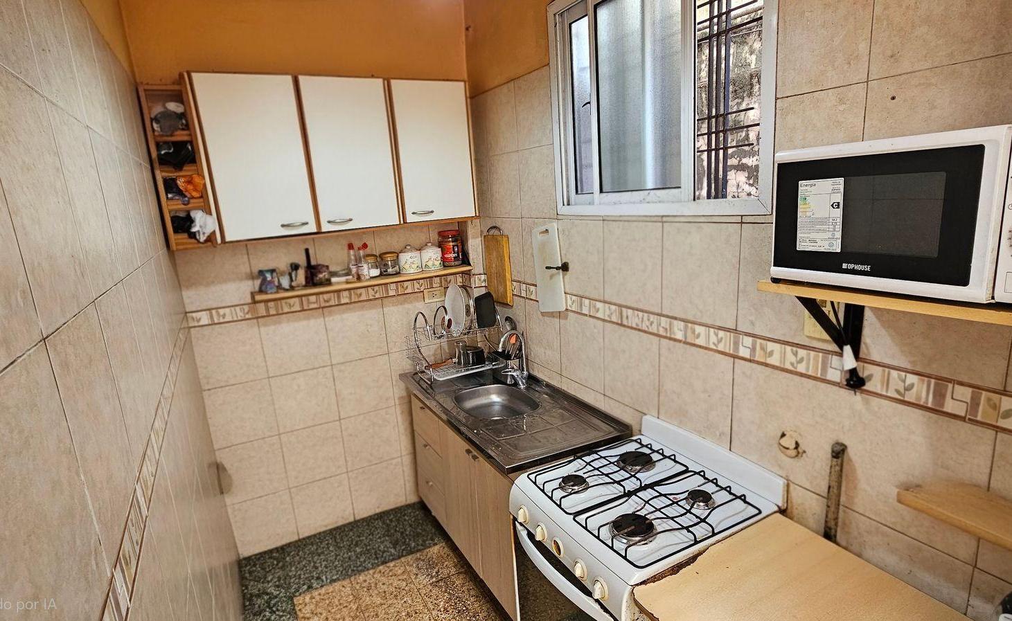 Foto de VENTA PH 4 AMBIENTES BOEDO SIN EXPENSAS TERRAZA, imagen 2
