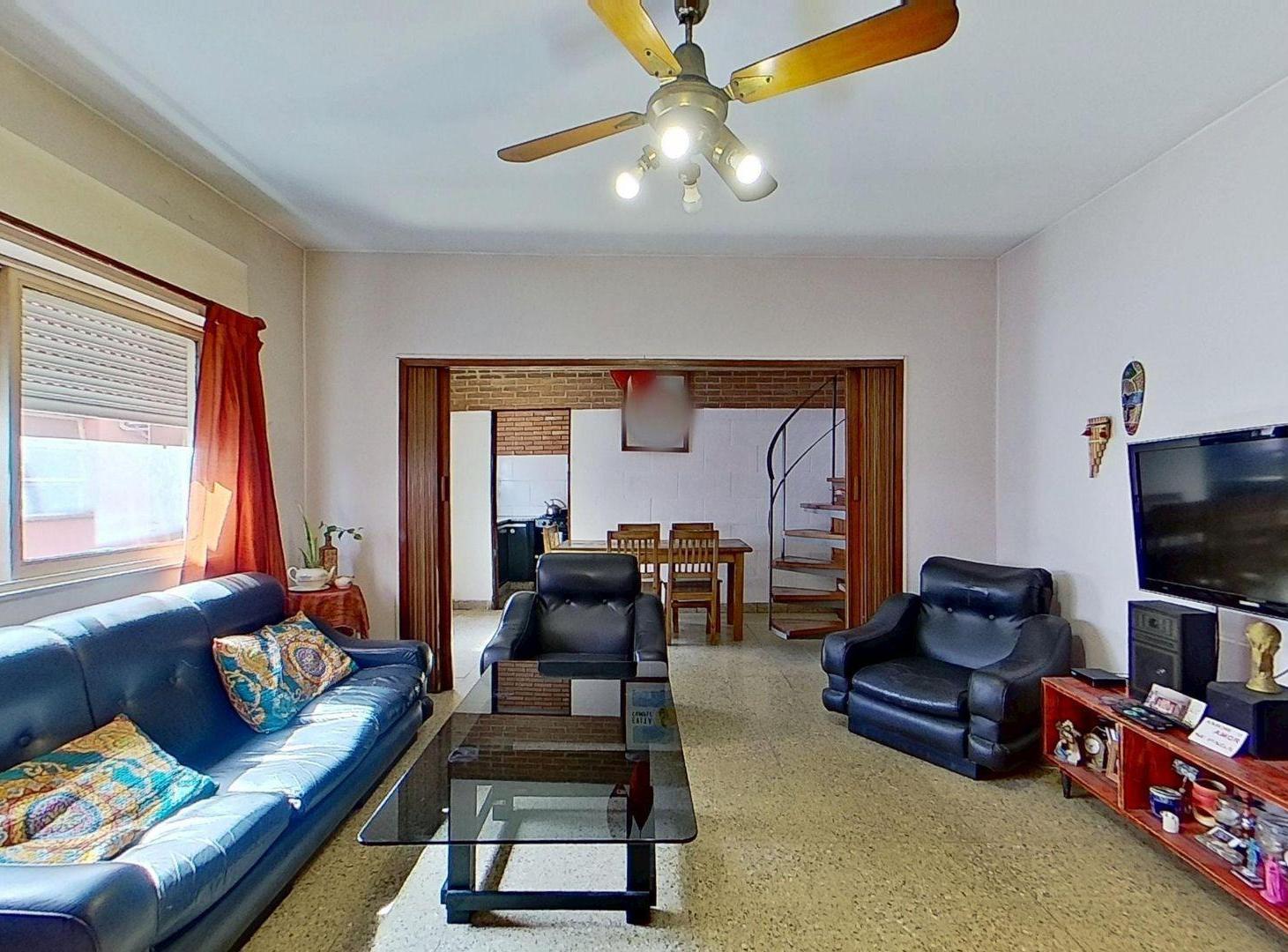 Foto de PH EN VENTA 3 AMBIENTES + DEPENDENCIA EN POMPEYA, imagen 3