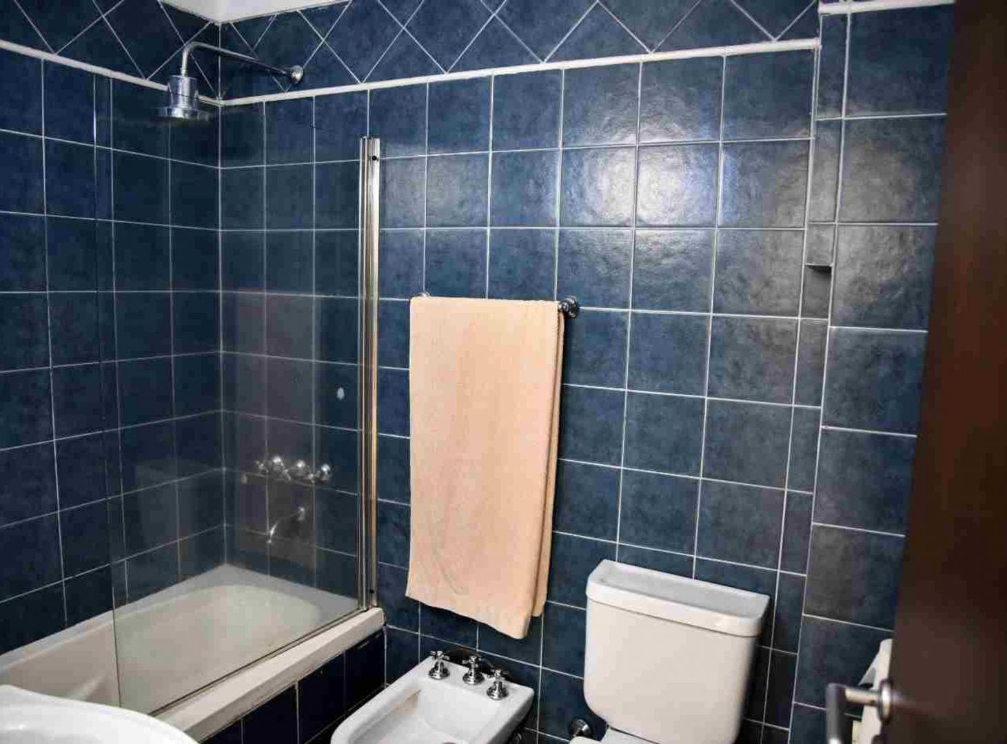 Foto de DEPARTAMENTO 2 AMBIENTES VENTA BALVANERA TERRAZA, imagen 5
