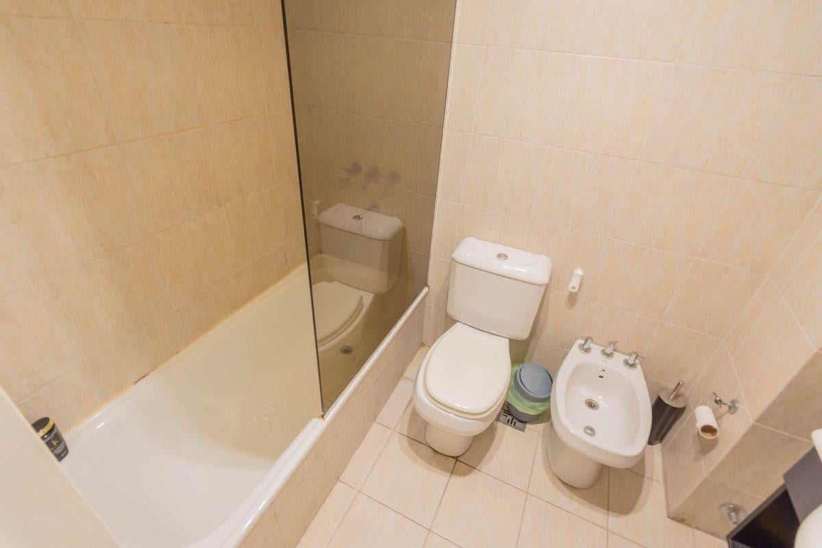 Foto de DEPARTAMENTO VENTA LAS CAÑITAS MONOAMBIENTE BALCON, imagen 3