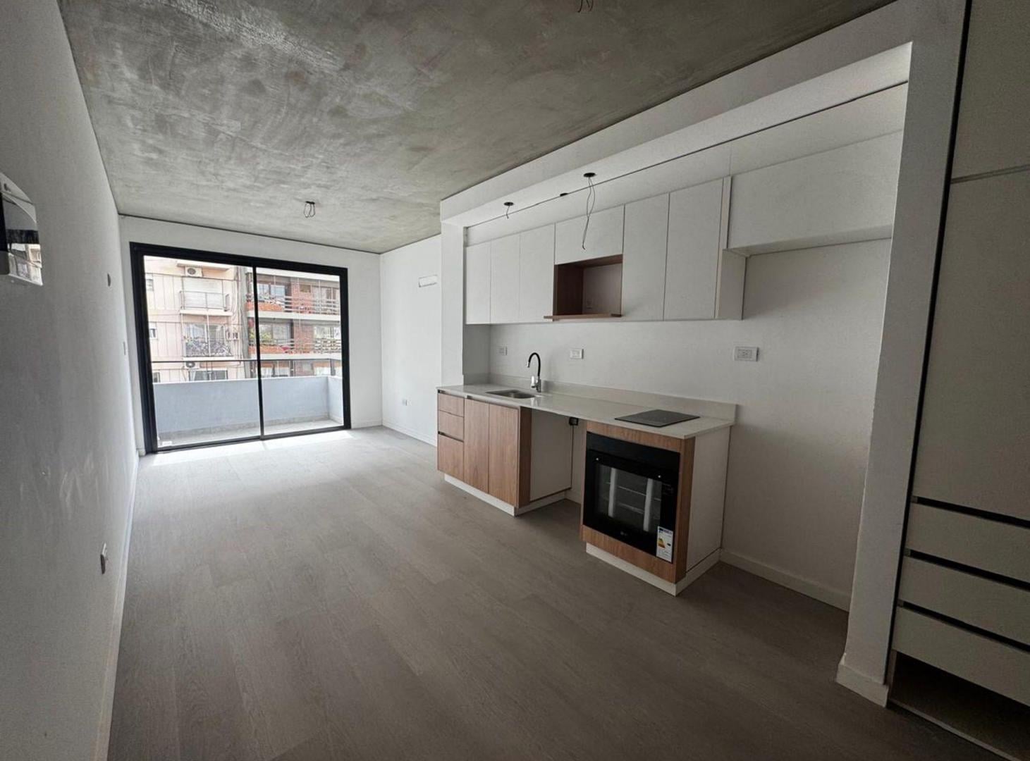 Foto de VENTA DEPARTAMENTO MONOAMBIENTE EN FLORES, imagen 1