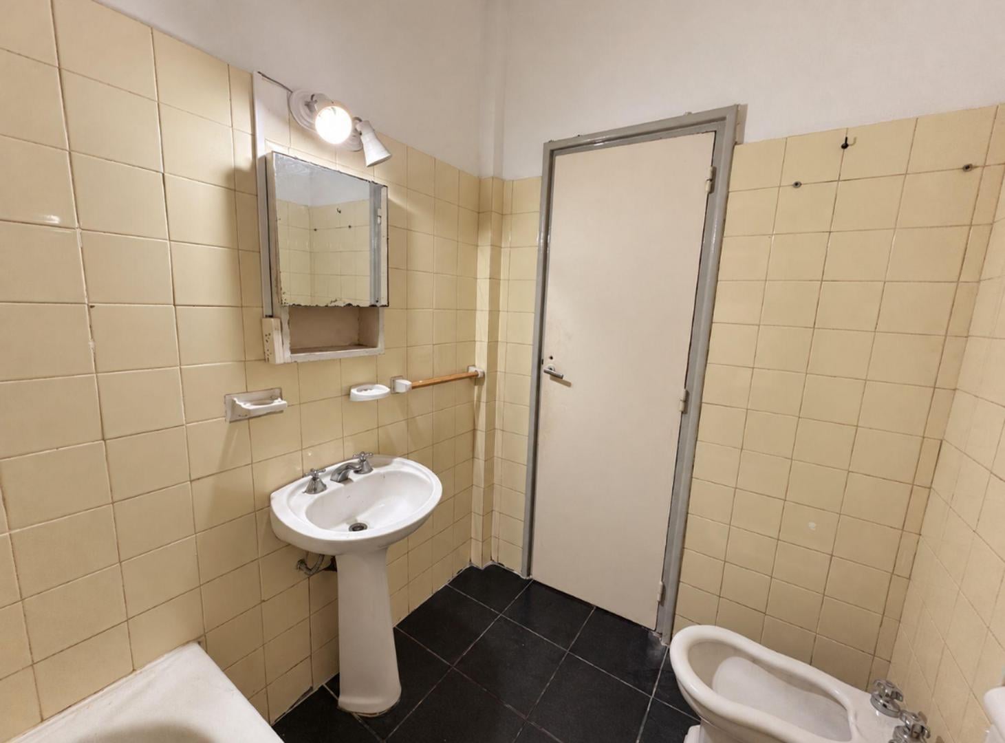 Foto de DEPARTAMENTO MONOAMBIENTE EN VENTA RECOLETA NORTE, imagen 2