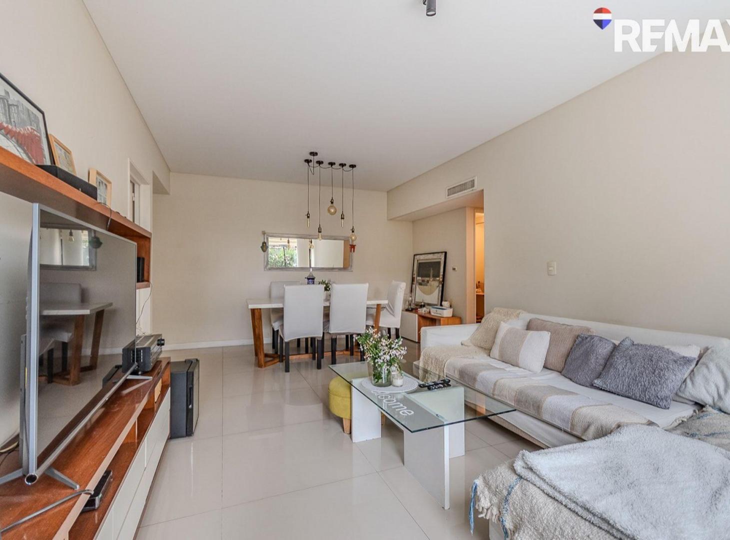 Foto de VENTA DEPARTAMENTO 4 AMBIENTES NUÑEZ CON JARDIN, imagen 2