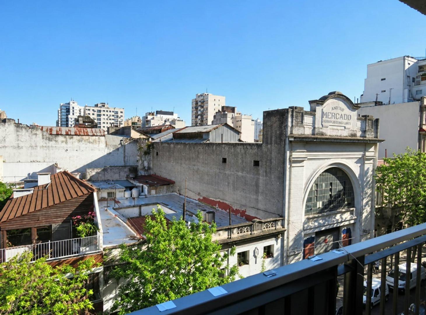 Foto de DEPARTAMENTO 2 AMBIENTES VENTA BALVANERA QUINCHO SUM PARRILLA, imagen 3