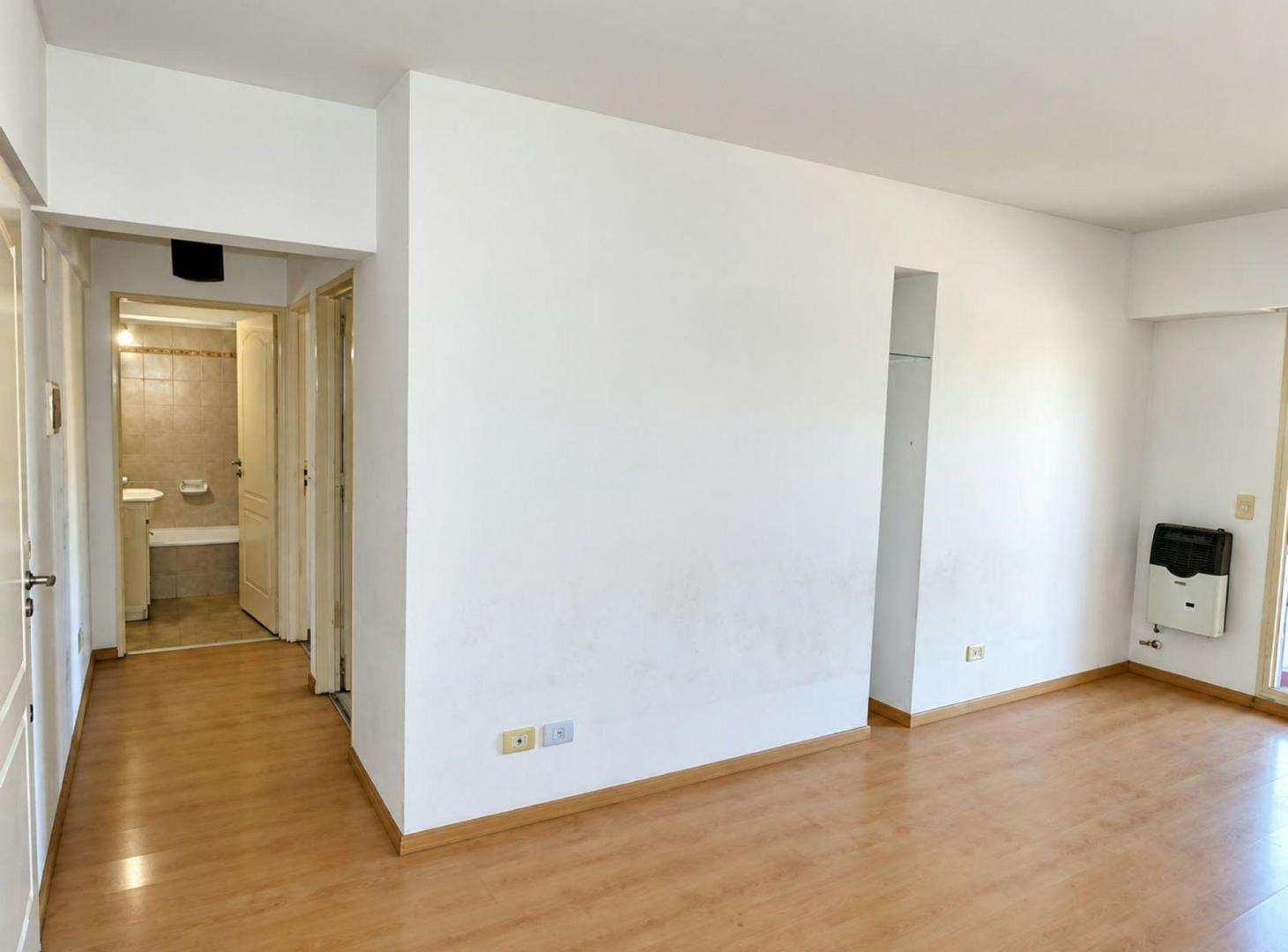 Foto de DEPARTAMENTO 2 AMBIENTES VENTA BALVANERA QUINCHO SUM PARRILLA, imagen 2