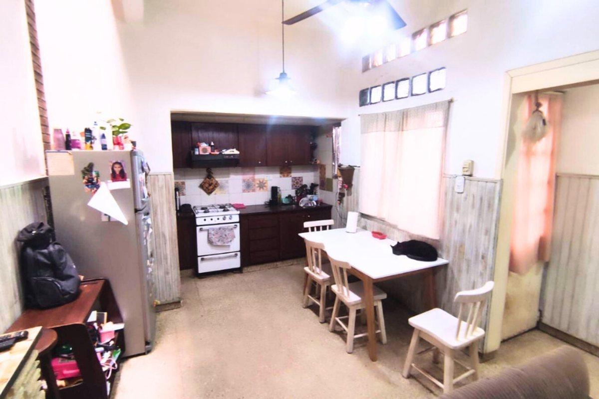 Foto de VENTA CASA 4 AMBIENTES LANUS ESTE, imagen 5