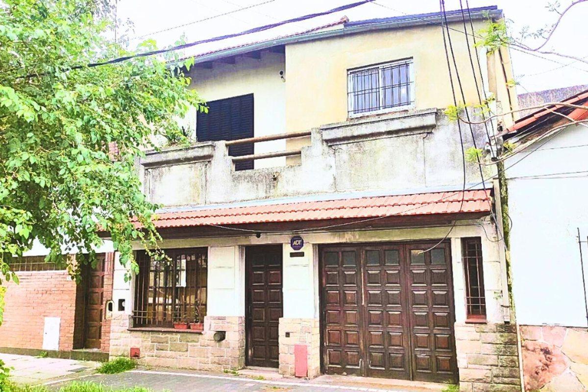 Foto de VENTA CASA 4 AMBIENTES LANUS ESTE, imagen 2