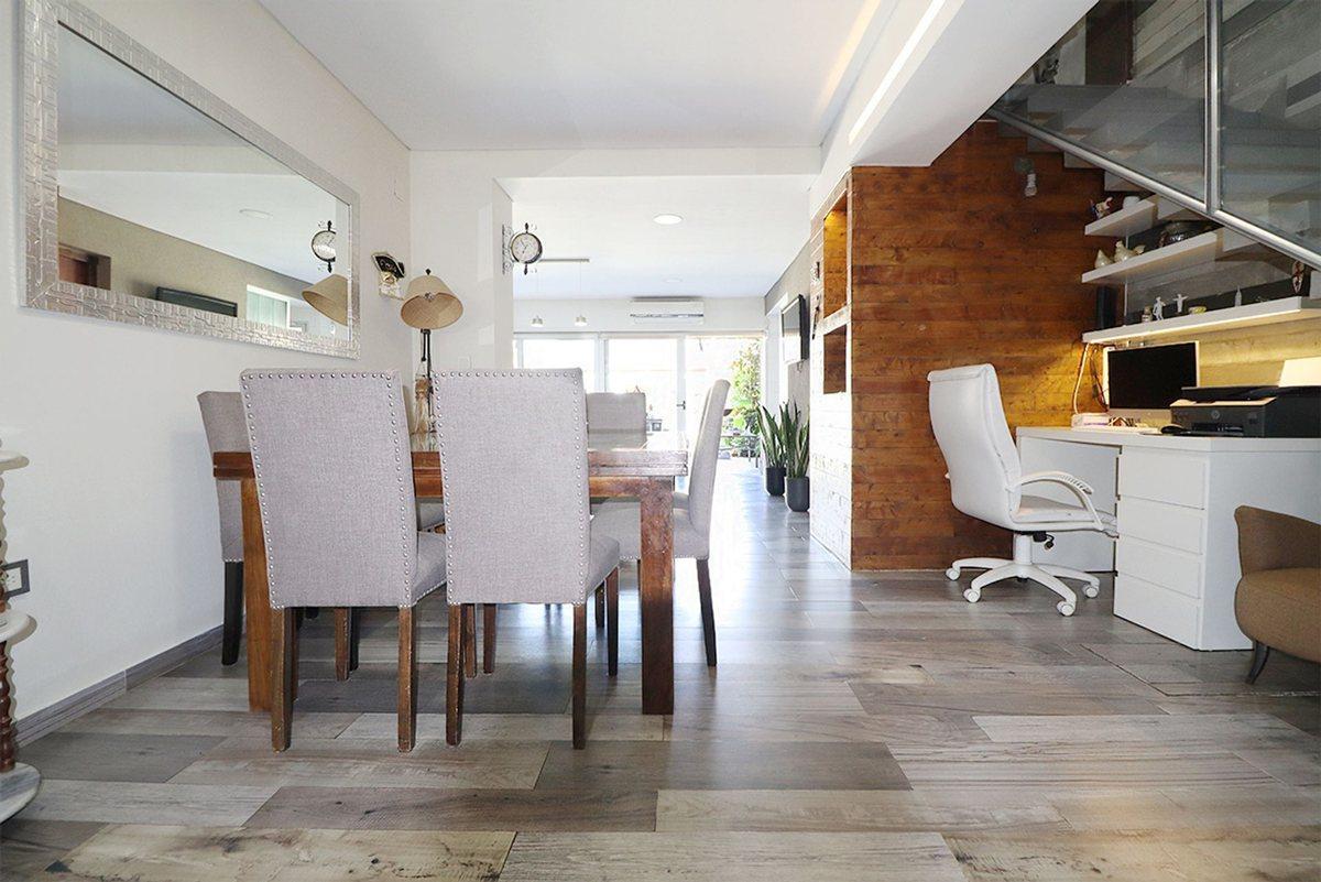 Foto de Venta Casa 6 ambientes Villa Luro c/pileta, imagen 4