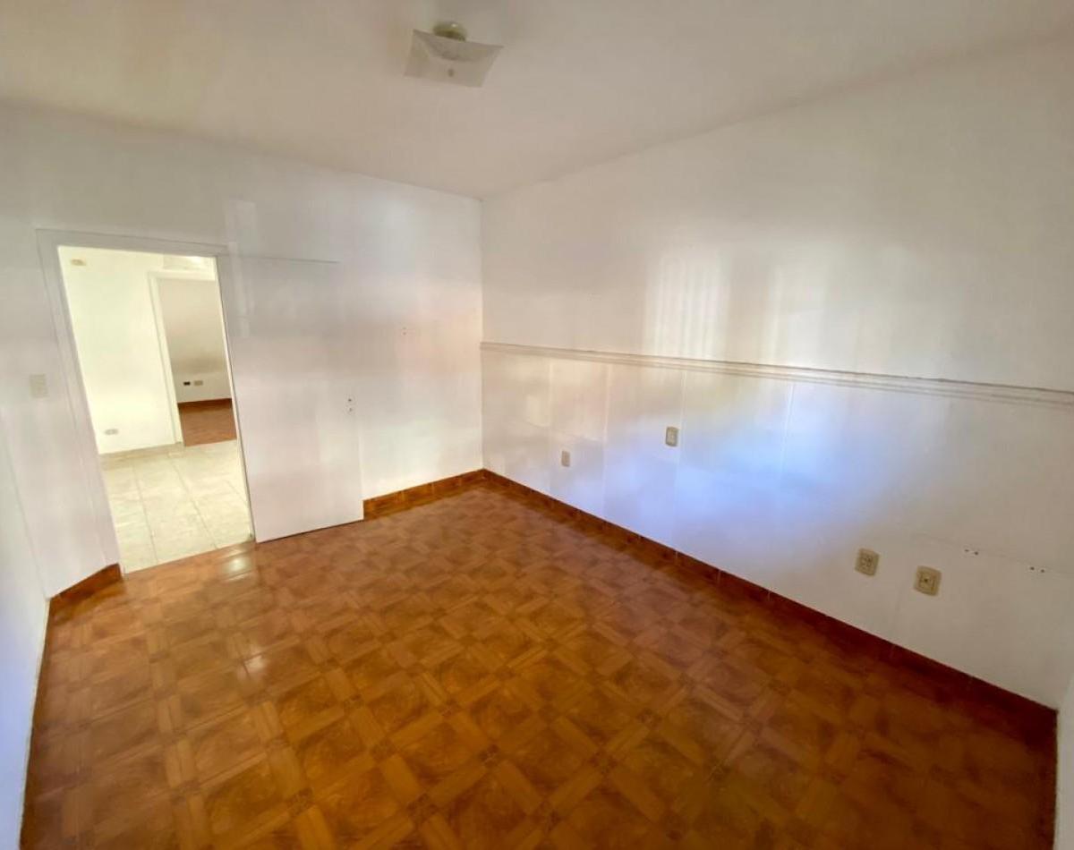 PH 3 Ambientes con Patio - Centro San Martin 2