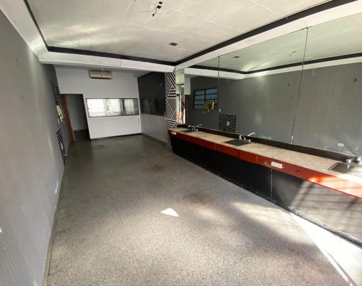 Local en Venta - Centro San Martin. 2
