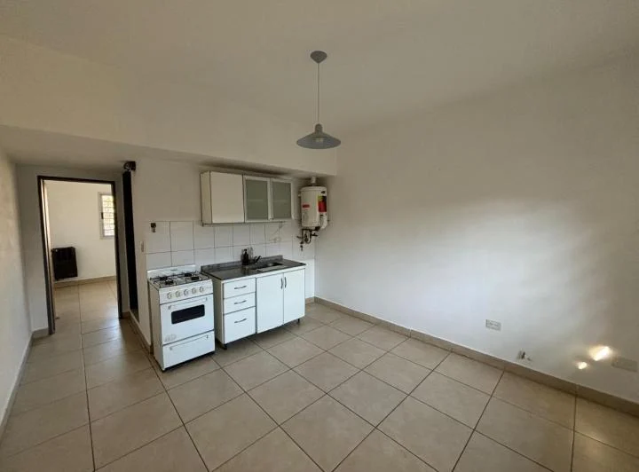 Excelente departamento de 2 ambientes en alquiler - San Andres 1