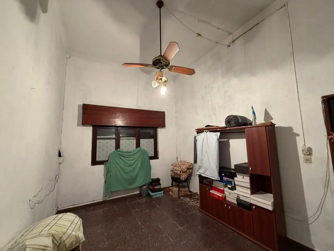 Casa a reciclar de 4 ambientes - San Martin 4