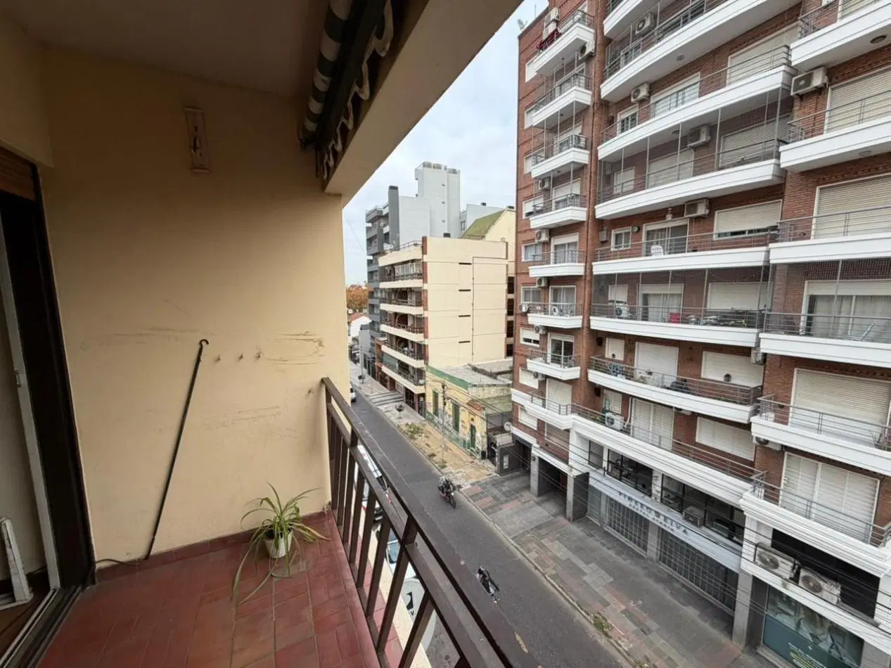 Departamento de 3 ambientes en alquiler - San Martin 4