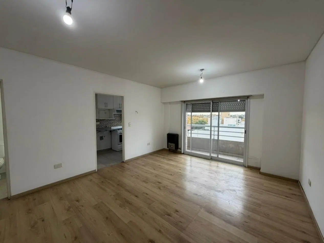 Hermoso monoambiente en alquiler - San Martin centro 3