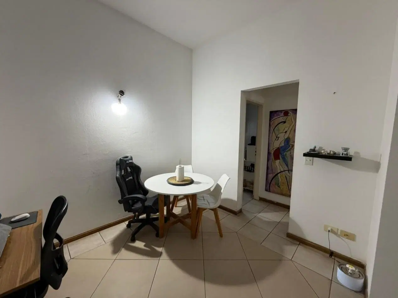 Departamento dos ambientes con espacio guardacoche - San Martin 1