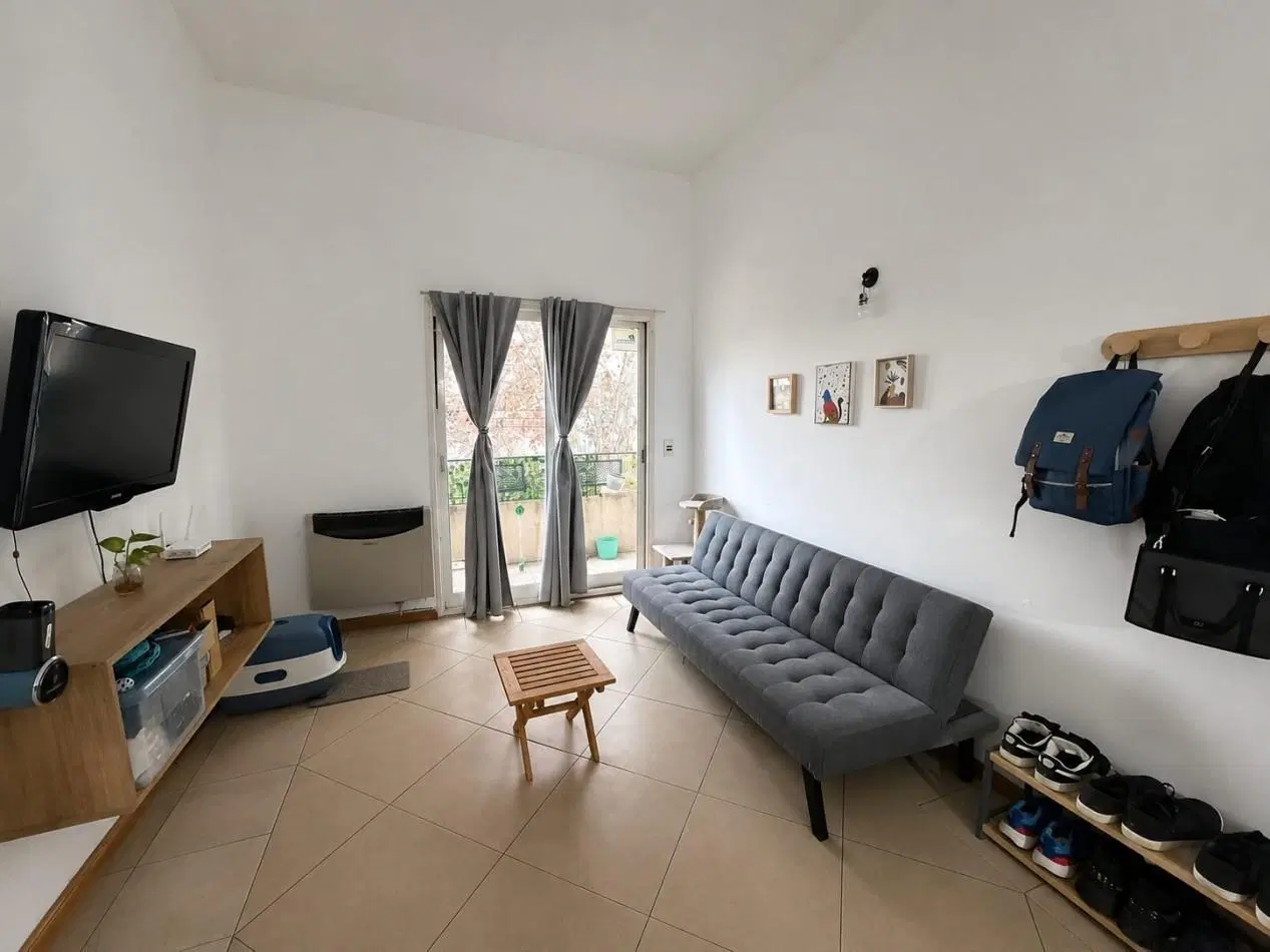 Departamento dos ambientes con espacio guardacoche - San Martin 4