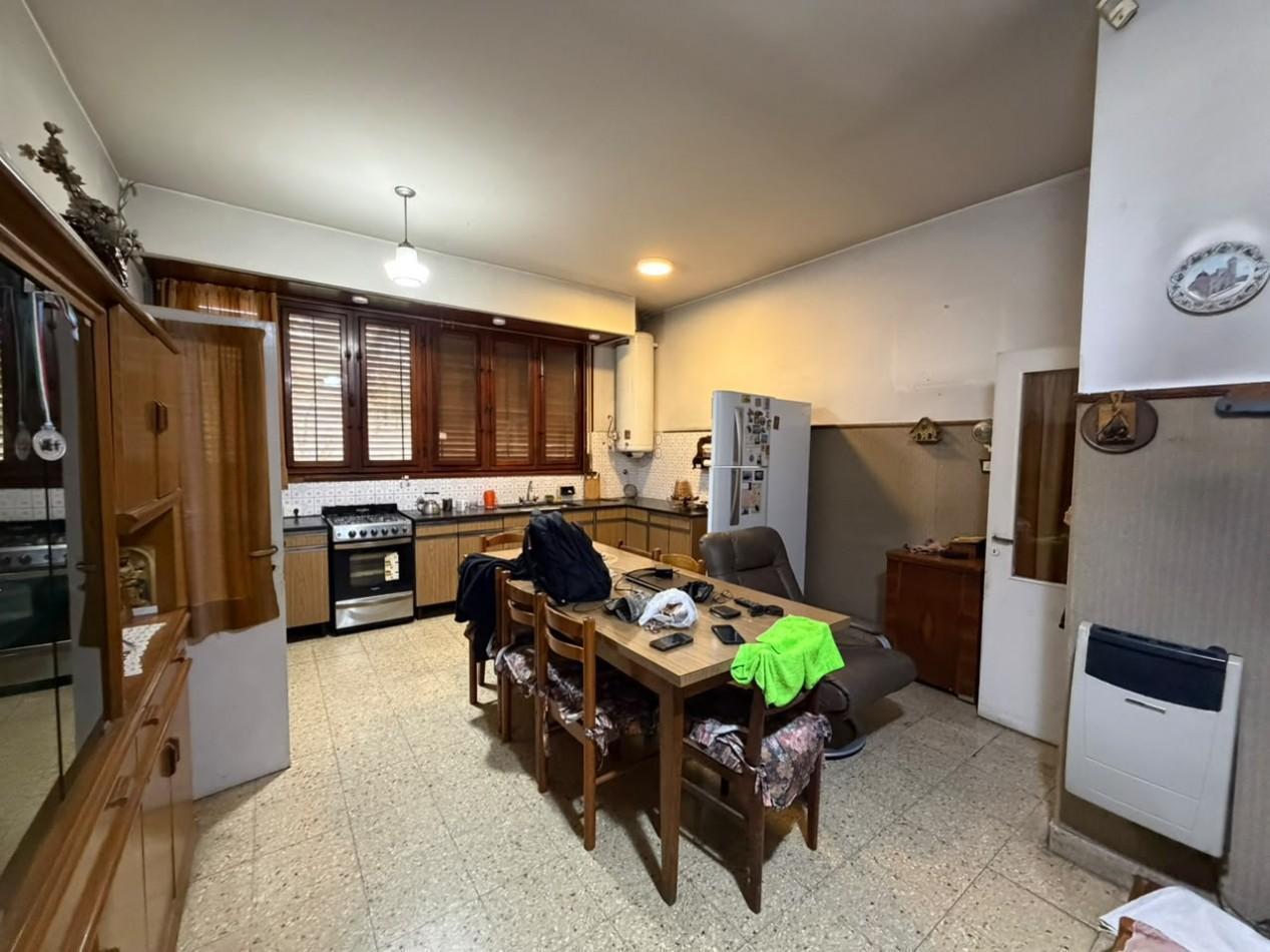 Foto de Casa de 5 ambientes en alquiler - Villa Ballester, imagen 3