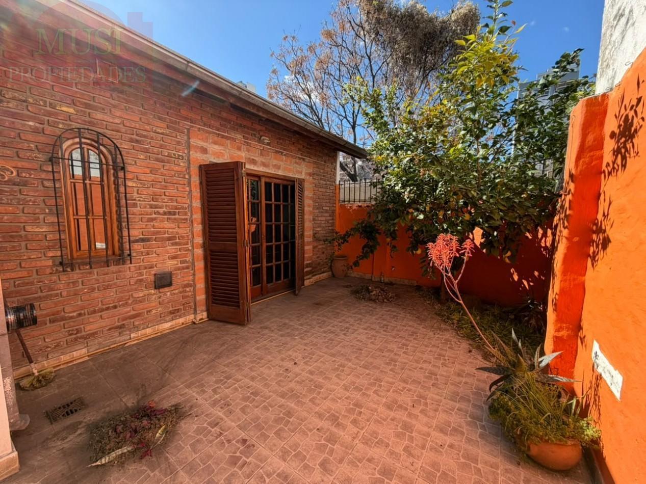 Foto de Hermoso PH de 4 ambientes a reciclar en venta - San Martin centro, imagen 1