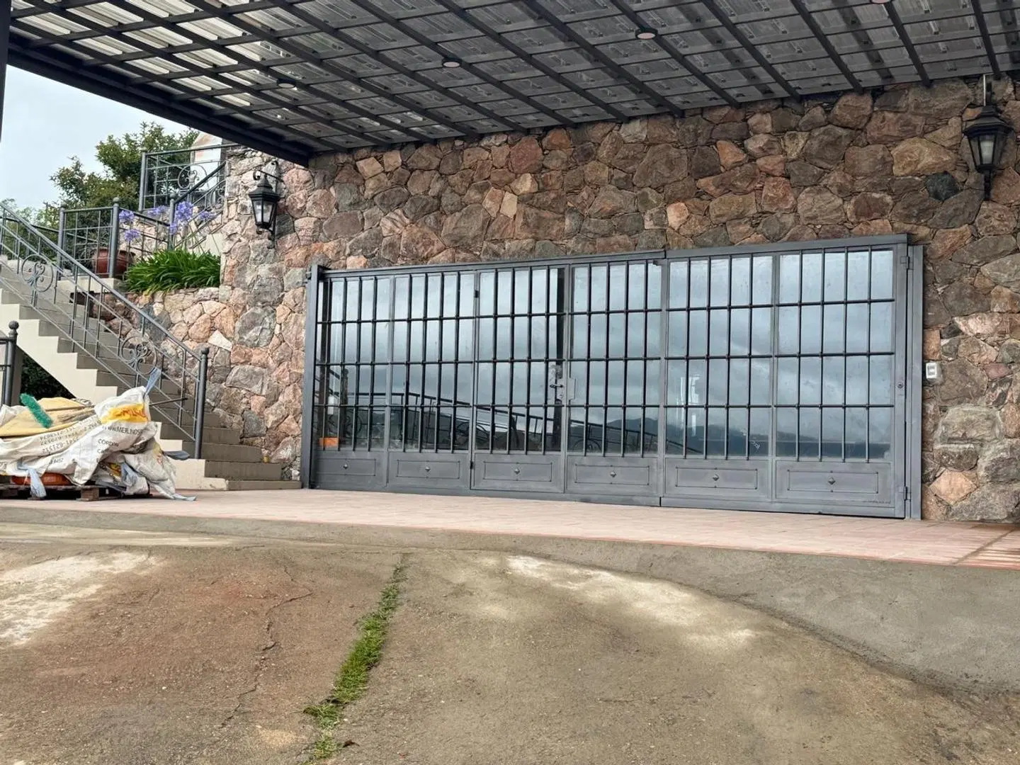 CASA DE CATEGORIA EN VENTA VILLA DEL LAGO - VILLA CARLOS PAZ 8