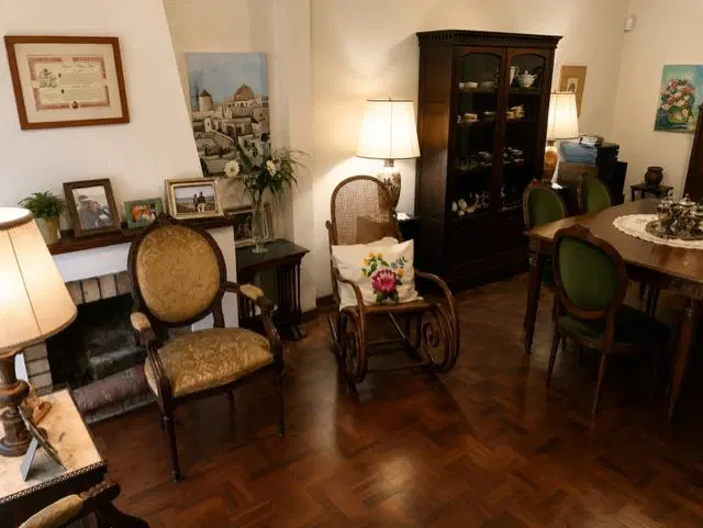 Apta CREDITO CASA EN VENTA CASTELAR NORTE 3