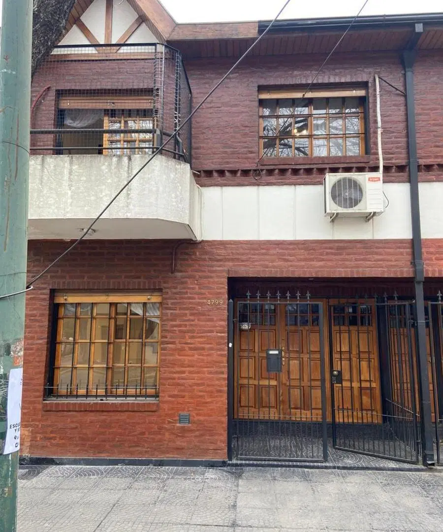 ¡PH con cochera y 3 habitaciones, una en suite! 5