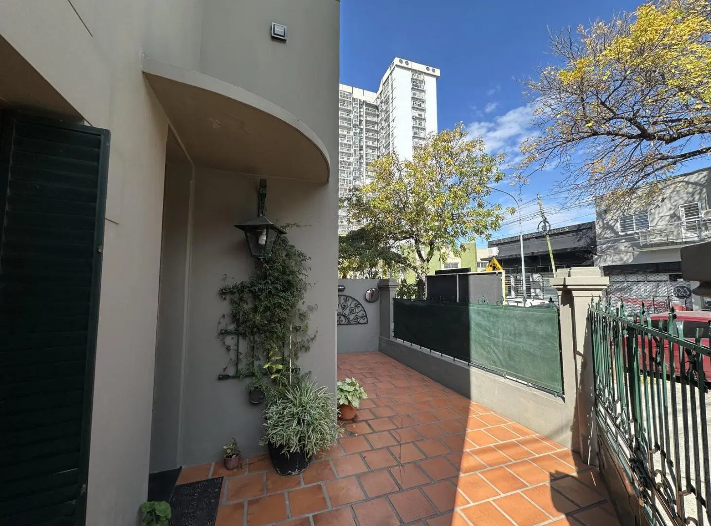OPORTUNIDAD EN V SANTA RITA - CASA C/POTENCIAL Y ESTILO PROPIO 2
