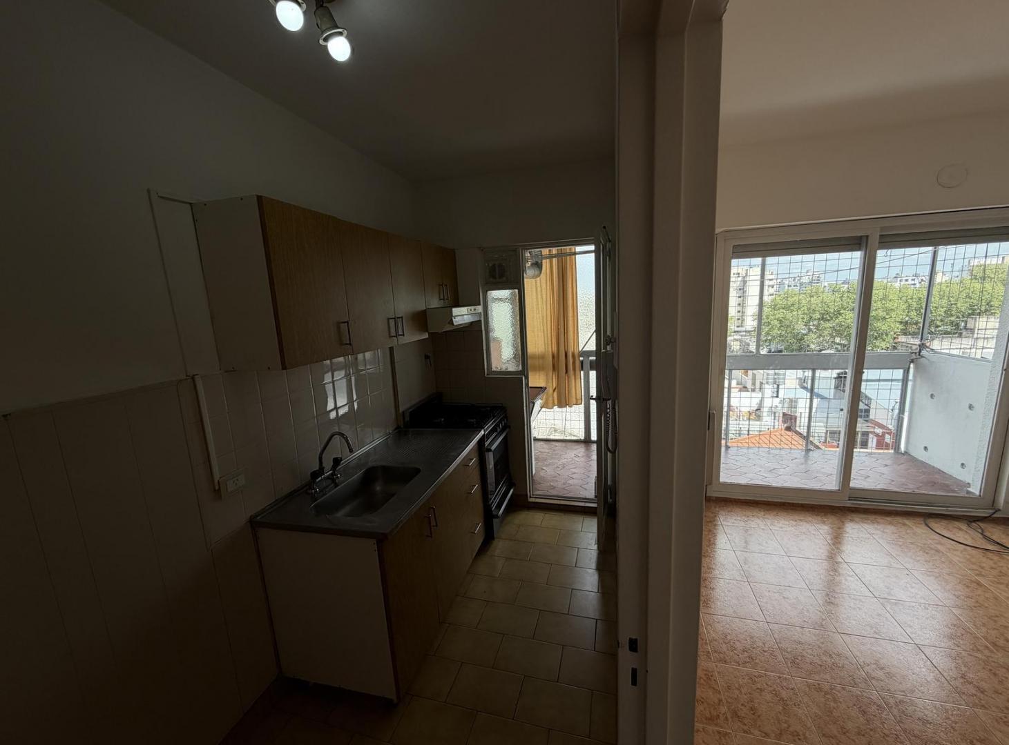 Foto de EXCELENTE DPTO 3 AMBIENTES CON 2 BALCONES, imagen 1
