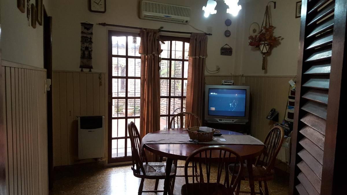 Casa 4 ambientes
